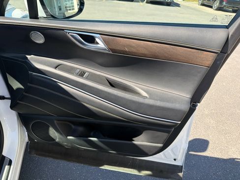 Used 2024 Genesis GV80 2.5T image 14