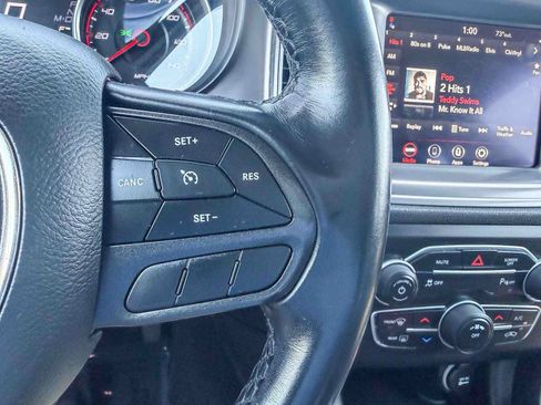 Used 2023 Dodge Charger SXT RWD image 23