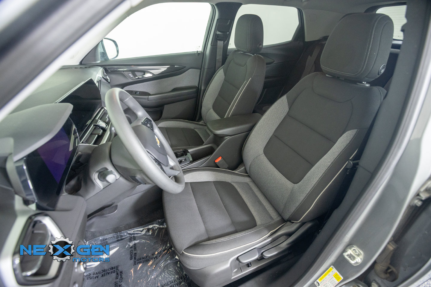 Used 2026 Chevrolet TrailBlazer LT AWD/4WD image 25