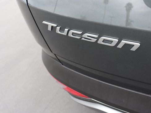 Used 2022 Hyundai Tucson Limited w/ Cargo Package AWD/4WD image 7