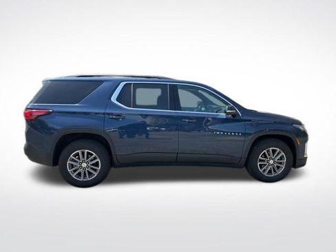 Used 2023 Chevrolet Traverse LT w/ LPO, Floor Liner Package FWD image 7
