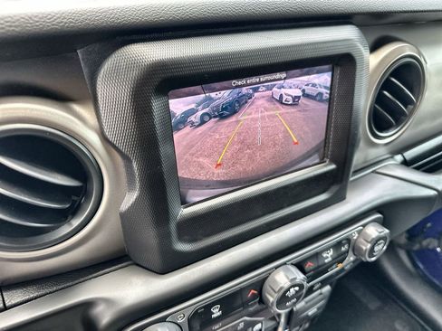 Used 2020 Jeep Wrangler Unlimited Sport S AWD/4WD image 29