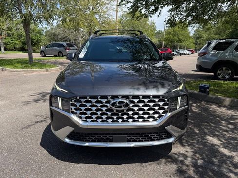 Used 2022 Hyundai Santa Fe Limited FWD image 2