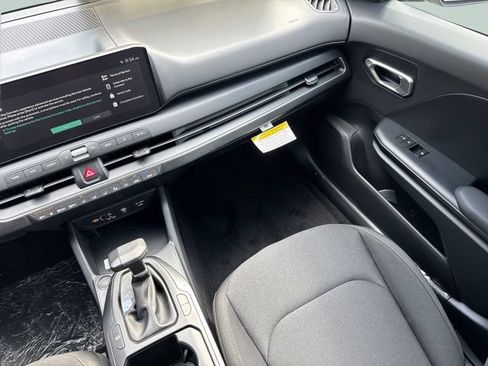 New 2026 Kia K4 FWD image 12
