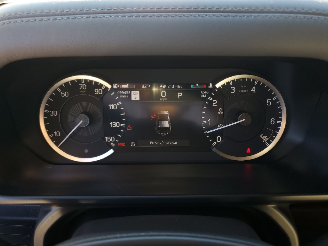 Used 2023 Land Rover Defender 130 X-Dynamic SE AWD/4WD image 30