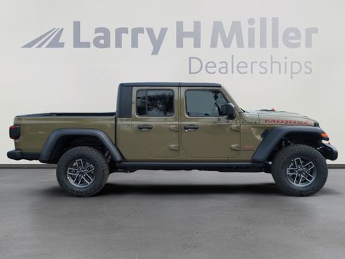 New 2026 Jeep Gladiator Mojave image 6