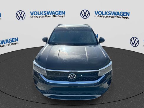 Certified 2024 Volkswagen Taos S FWD image 17