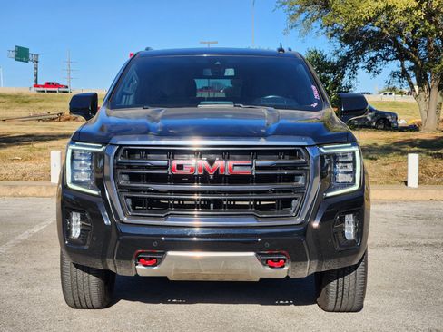 Used 2021 GMC Yukon AT4 w/ AT4 Premium Package image 2