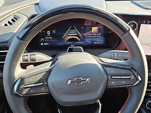 New 2026 Chevrolet Traverse RS image 17