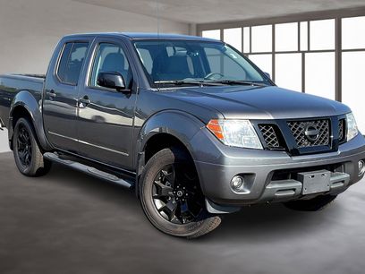Used 2021 Nissan Frontier SV w/ Midnight Edition Floor Mats