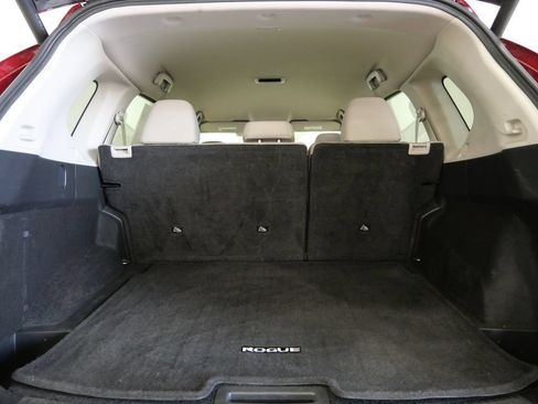 Used 2025 Nissan Rogue SV AWD/4WD image 25