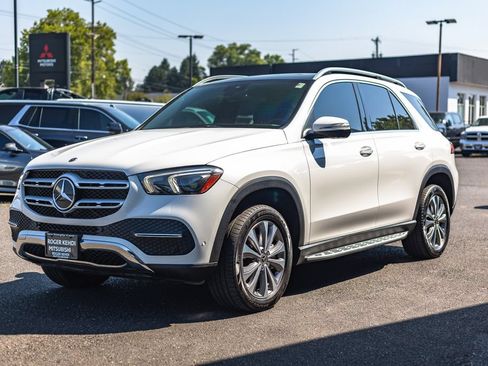 Used 2021 Mercedes-Benz GLE 350 4MATIC w/ Premium Package image 4