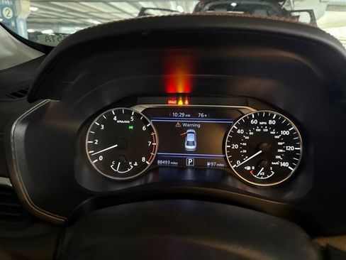 Used 2019 Nissan Altima 2.5 SR FWD image 7