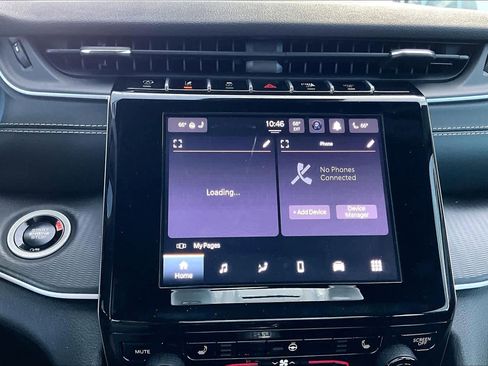 Used 2024 Jeep Grand Cherokee L Laredo image 32