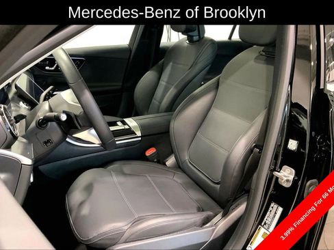 Certified 2025 Mercedes-Benz C 300 4MATIC Sedan image 8