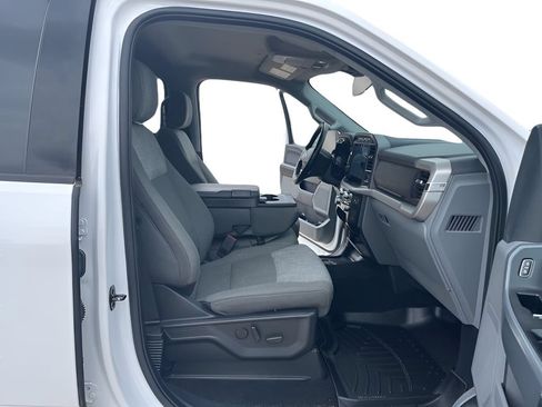 Used 2022 Ford F150 XLT w/ Equipment Group 302A High AWD/4WD image 26