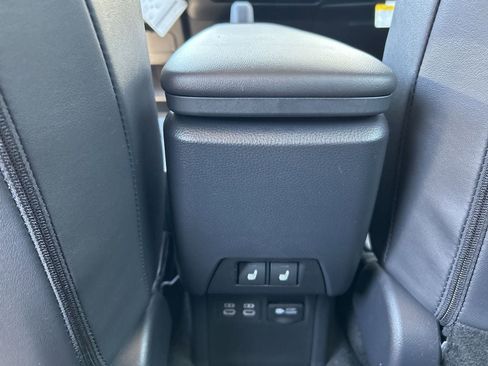 New 2026 Toyota Prius Plug-In Hybrid image 10