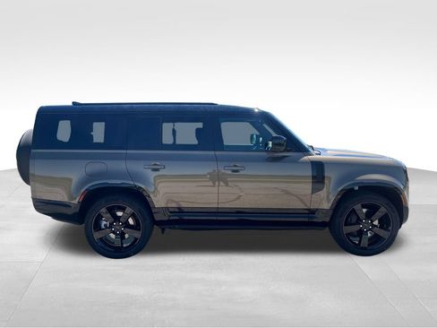 New 2026 Land Rover Defender 130 X-Dynamic SE AWD/4WD image 6
