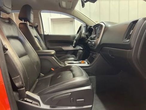 Used 2019 Chevrolet Colorado ZR2 image 13