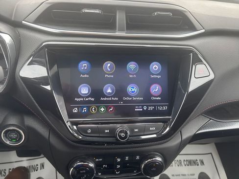 Used 2023 Chevrolet TrailBlazer RS w/ Sun and Liftgate Package image 23