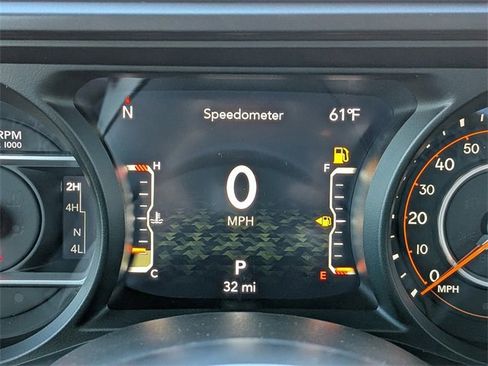 New 2025 Jeep Gladiator Sport image 28