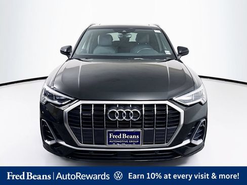 Used 2025 Audi Q3 2.0T Premium AWD/4WD image 2