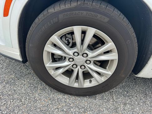 Certified 2024 Cadillac XT6 Luxury w/ LPO, Floor Liner Package AWD/4WD image 31