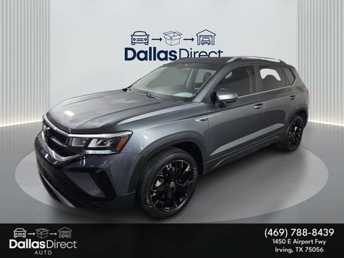 Used 2023 Volkswagen Taos SE image 2