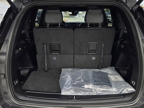 New 2025 Jeep Grand Cherokee L Altitude image 10