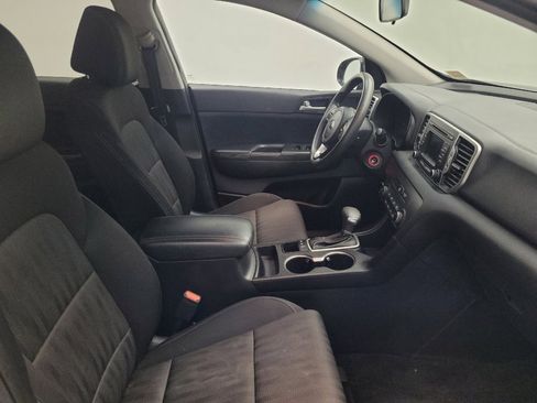 Used 2017 Kia Sportage LX image 21