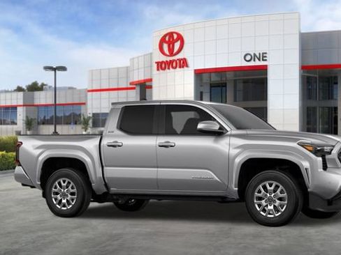 New 2025 Toyota Tacoma SR5 image 15