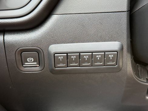 New 2026 GMC Sierra 3500 Pro AWD/4WD image 27