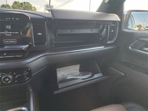 Used 2024 Chevrolet Silverado 1500 High Country w/ Technology Package image 36