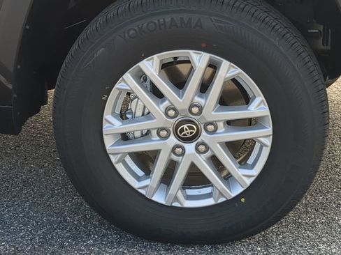 New 2025 Toyota Tundra SR5 image 19