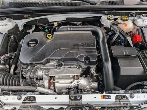 Used 2023 Chevrolet Malibu LT image 25