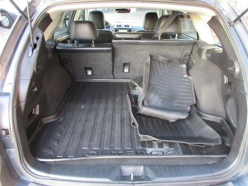 Used 2017 Subaru Outback 2.5i Limited image 6