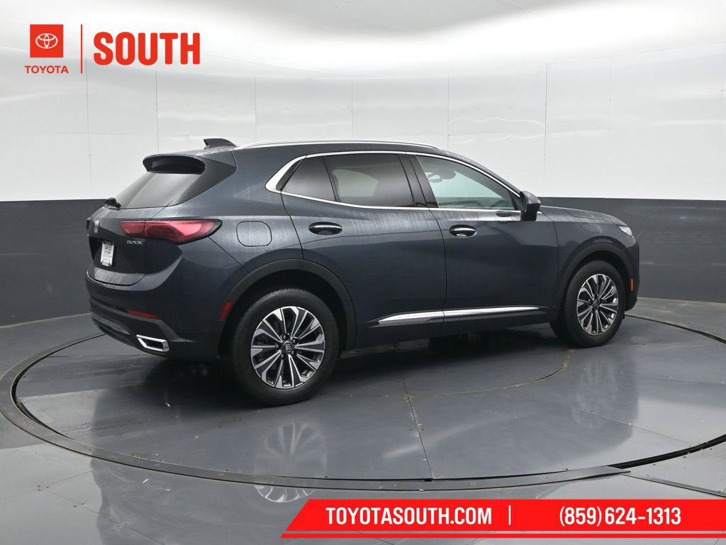 Used 2026 Buick Envision Preferred AWD/4WD image 2