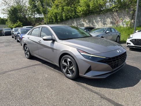 Certified 2023 Hyundai Elantra SEL w/ Convenience Package FWD image 1