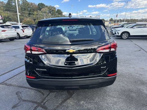 Used 2023 Chevrolet Equinox LS image 6