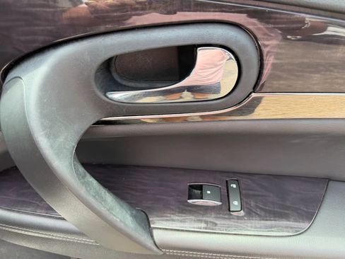 Used 2017 Buick Enclave Leather AWD/4WD image 29