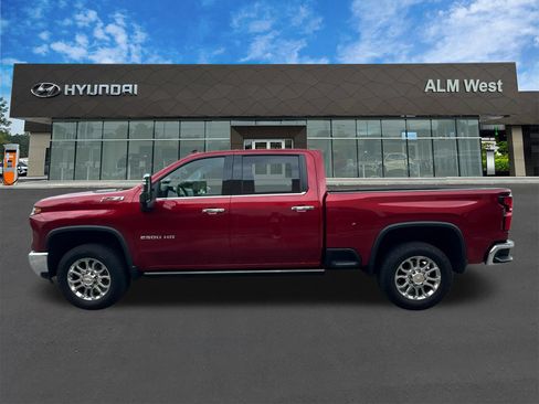 Used 2025 Chevrolet Silverado 2500 LTZ w/ LTZ Premium Package AWD/4WD image 8