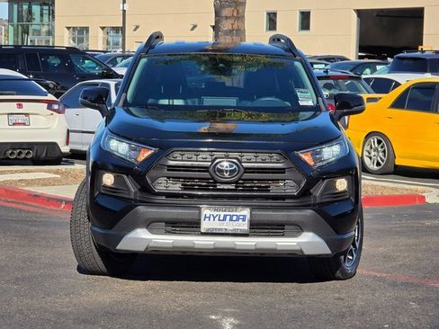 Used 2019 Toyota RAV4 Adventure image 3