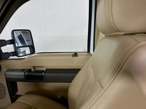 Used 2016 Ford F350 Lariat image 23