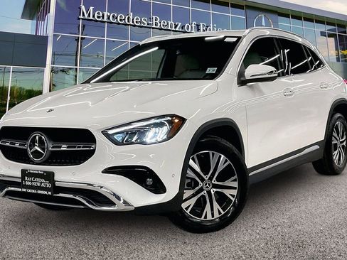 Certified 2025 Mercedes-Benz GLA 250 4MATIC image 9