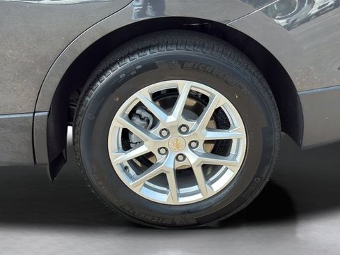 Used 2022 Chevrolet Equinox LS w/ LS Convenience Package FWD image 21