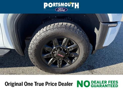 Used 2024 GMC Sierra 2500 AT4 w/ AT4 Premium Plus Package image 35