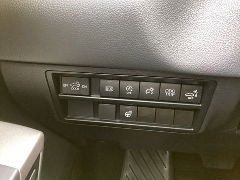 Used 2024 Toyota Tundra Limited image 20