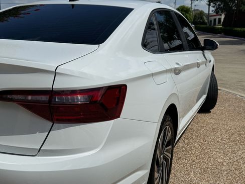 Used 2020 Volkswagen Jetta SEL image 4