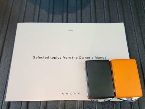 Used 2024 Volvo S60 B5 Plus w/ Climate Package image 63