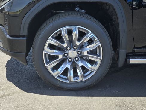 New 2025 GMC Sierra 1500 Denali w/ Denali Reserve Package image 8